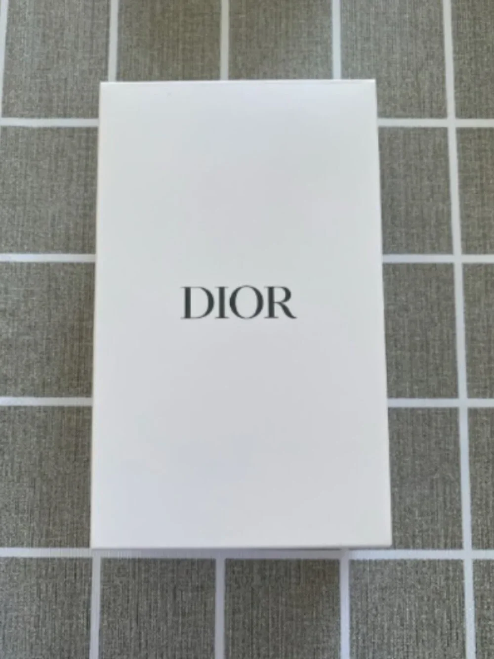 Dior Phone Camera Accessory - Phone LED Clip-on Selfie Light for Picture, Video
